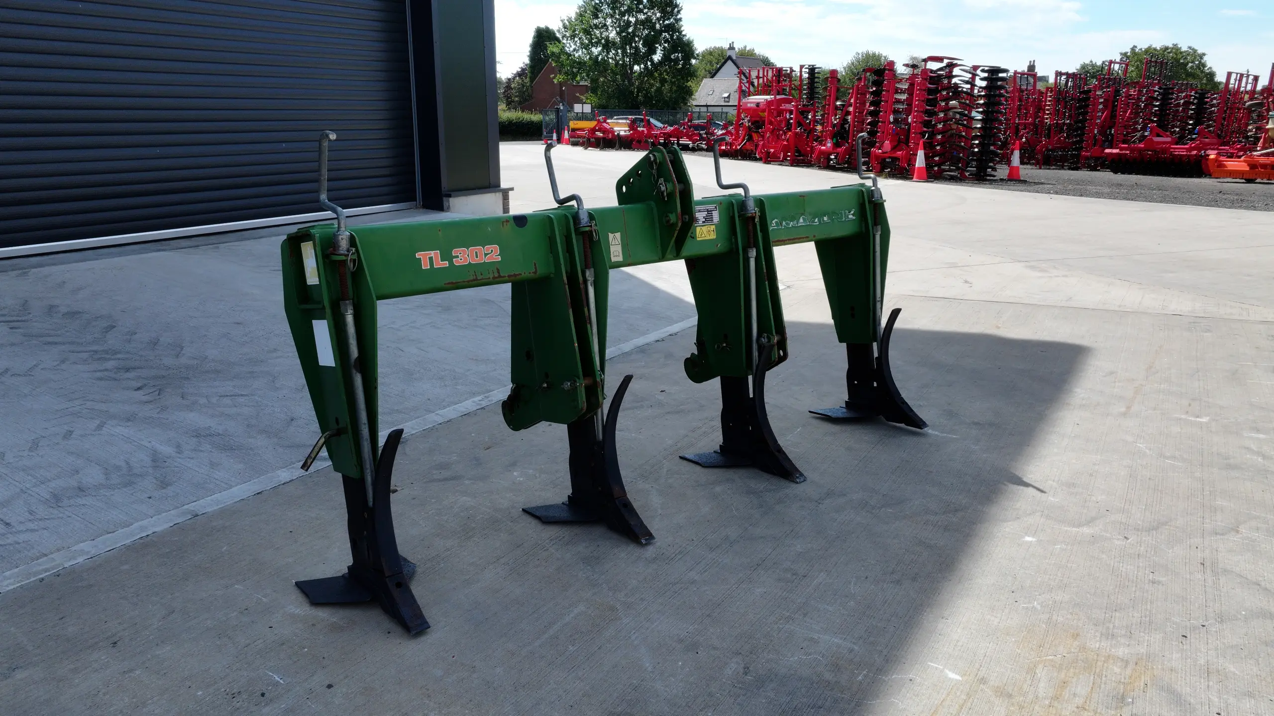 AMAZONE TL302 - SUBSOILER - Banner